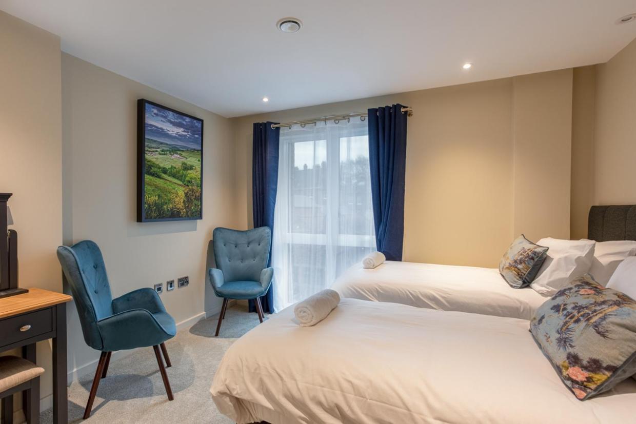 Luxury 2 Bedroom Apartment With Free Parking In The Heart Of Йорк Экстерьер фото