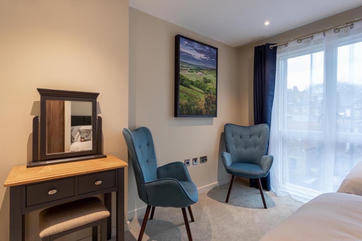 Luxury 2 Bedroom Apartment With Free Parking In The Heart Of Йорк Экстерьер фото